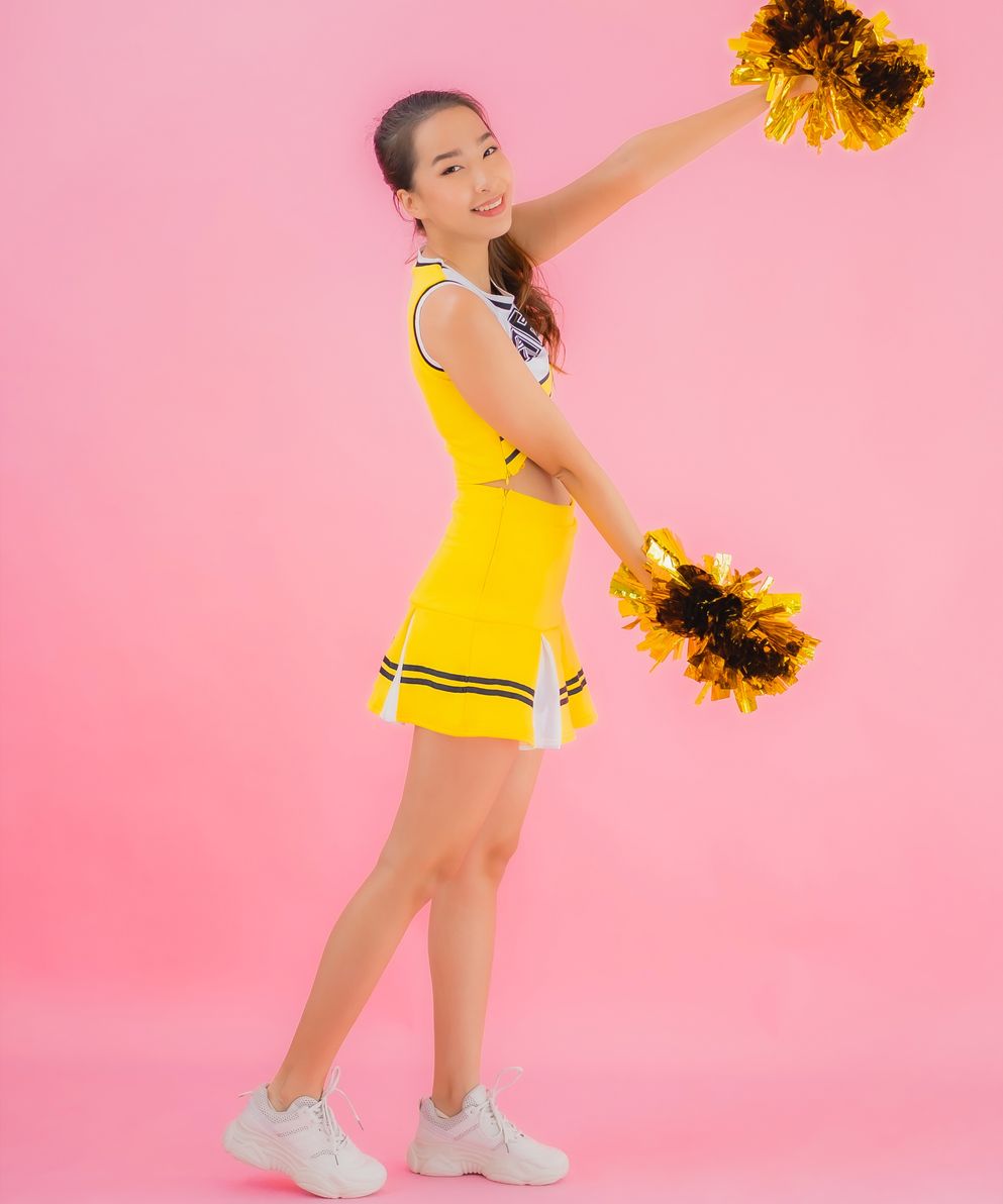 portrait-beautiful-young-asian-woman-cheerleader (1)