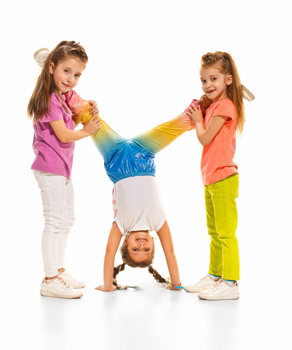 kids-dance-school-ballet-hiphop-street-funky-modern-dancers (1)
